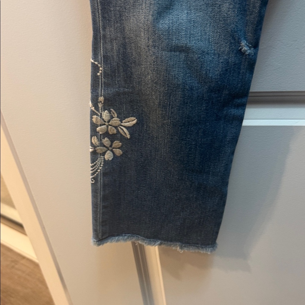 Johnny Was Denim Straight-Leg Jeans with Floral Embroidery size 30 - Picture 8 of 12